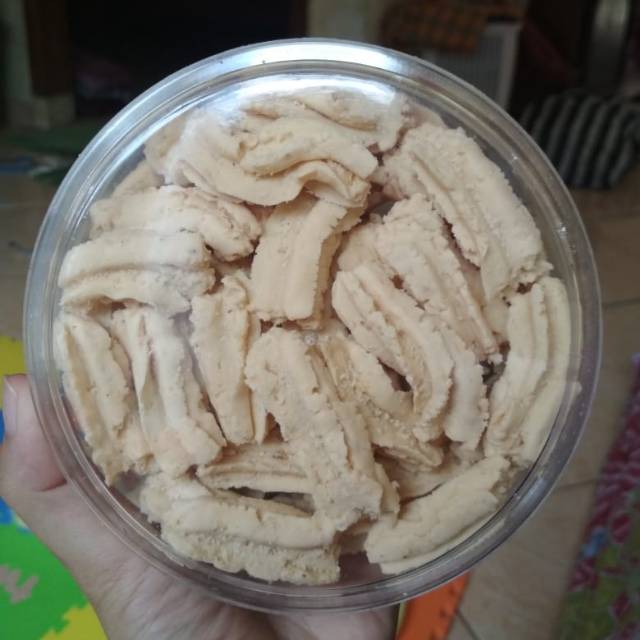 

Kue sagu keju