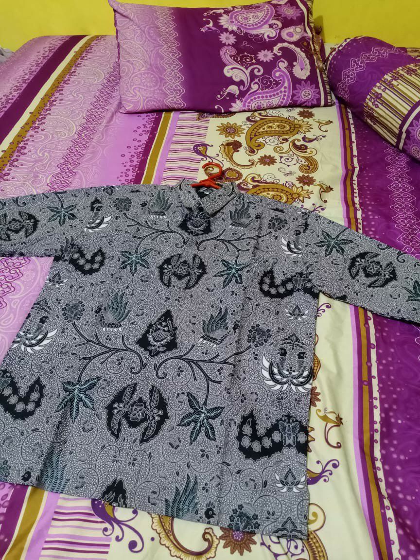 Batik Wahyu Temurun Ungu Kemeja Batik Pria Lengan Panjang By Sm