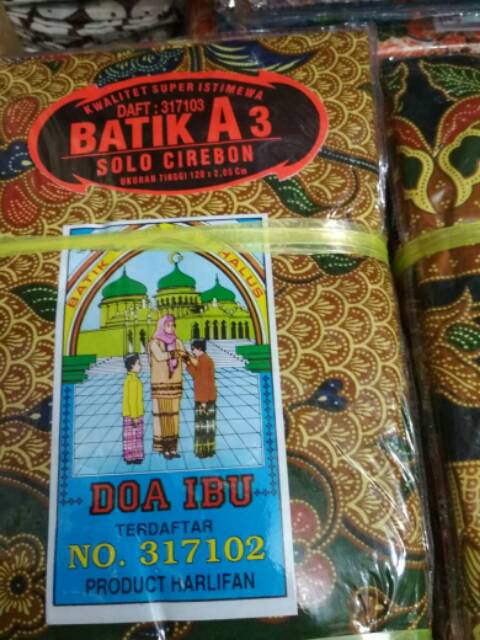 Kain batik sarung doa ibu