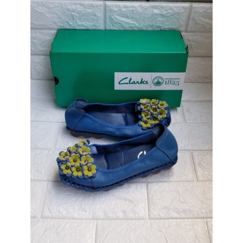 Clarks Flat / Clarks bunga melati renbow / Sepatu wanita clarks