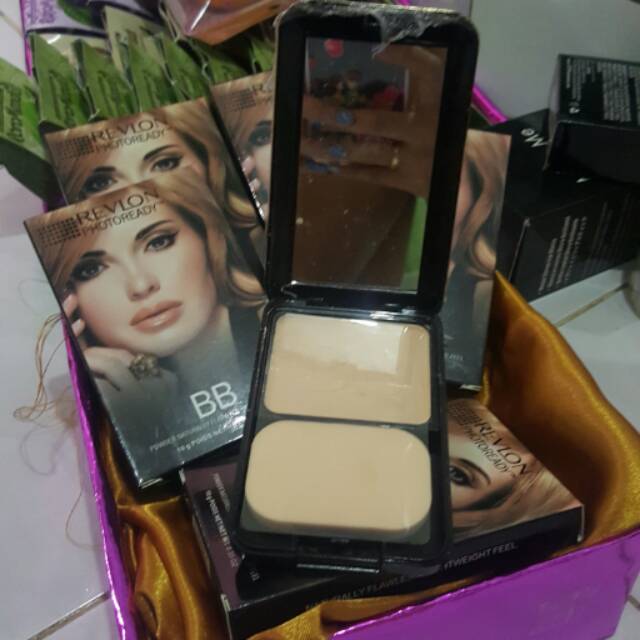 Bedak revlon