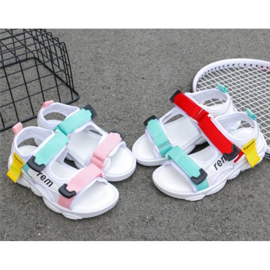 DCAL SANDAL TALI ANAK AP08