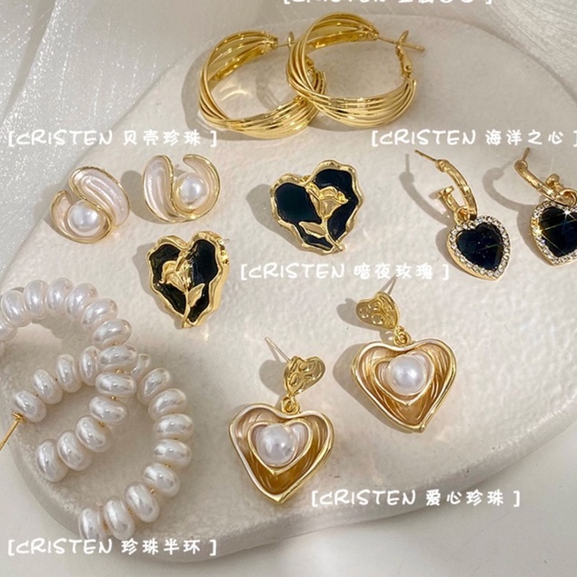 Anting Stud Mutiara Bahan Metal Gaya Korea Retro Untuk Wanita