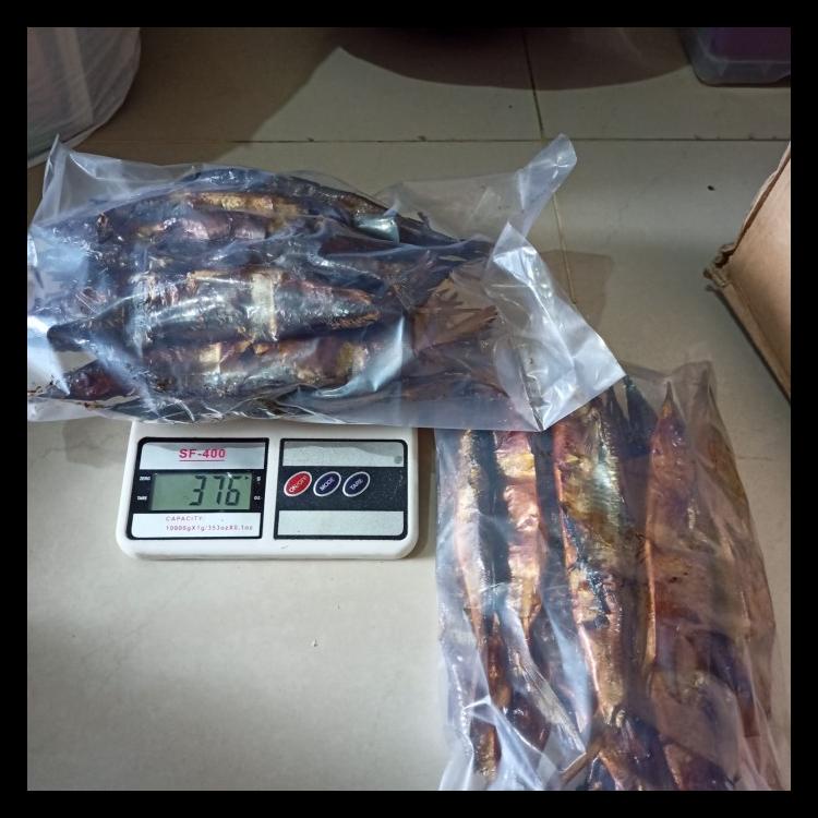 

IKAN ROA / IKAN ROA UTUH 1 GEPE ISI 20 EKOR / ROA ASAP / ROA BERKUALITAS