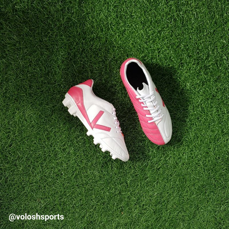 Sepatu Bola Volosh Anexa Putih Pink
