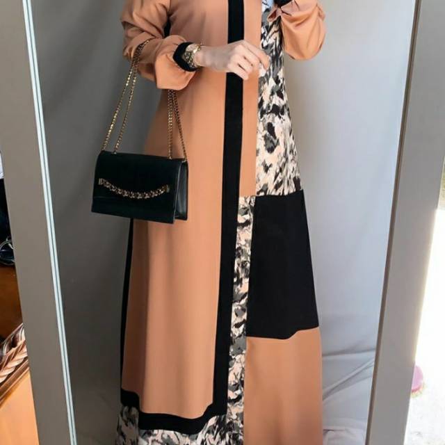Safia dress dr javina ready size M