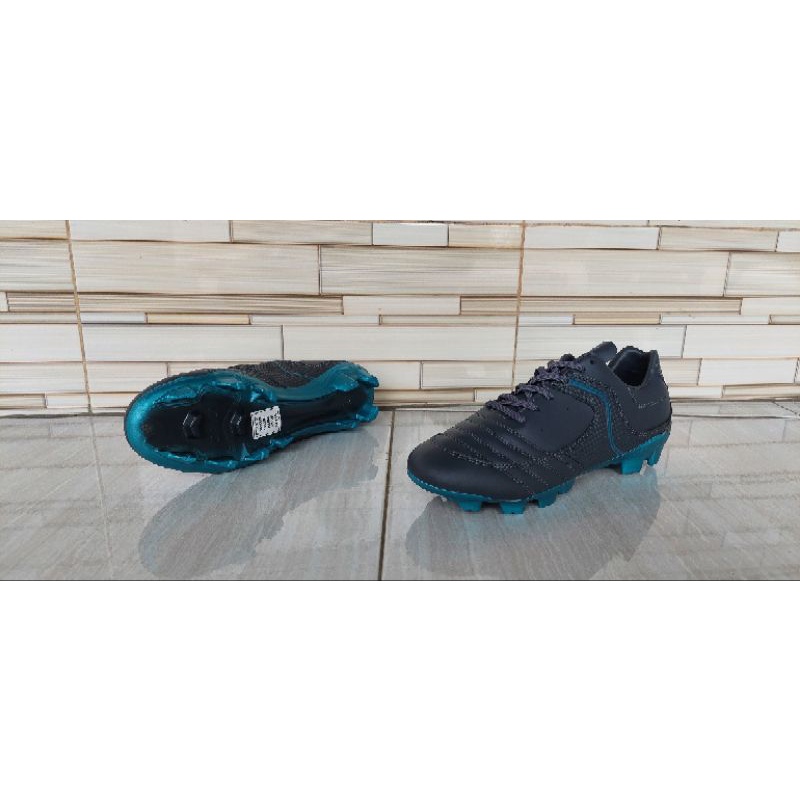 Sepatu Bola Calci Willow SC