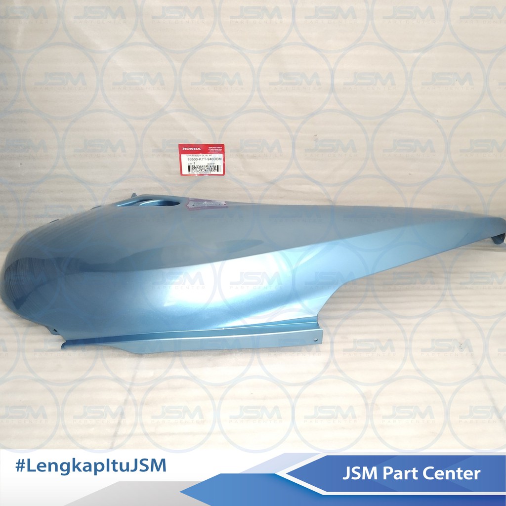 COVER BODY SCOOPY BIRU MUDA KANAN 83500-KYT-940DBM