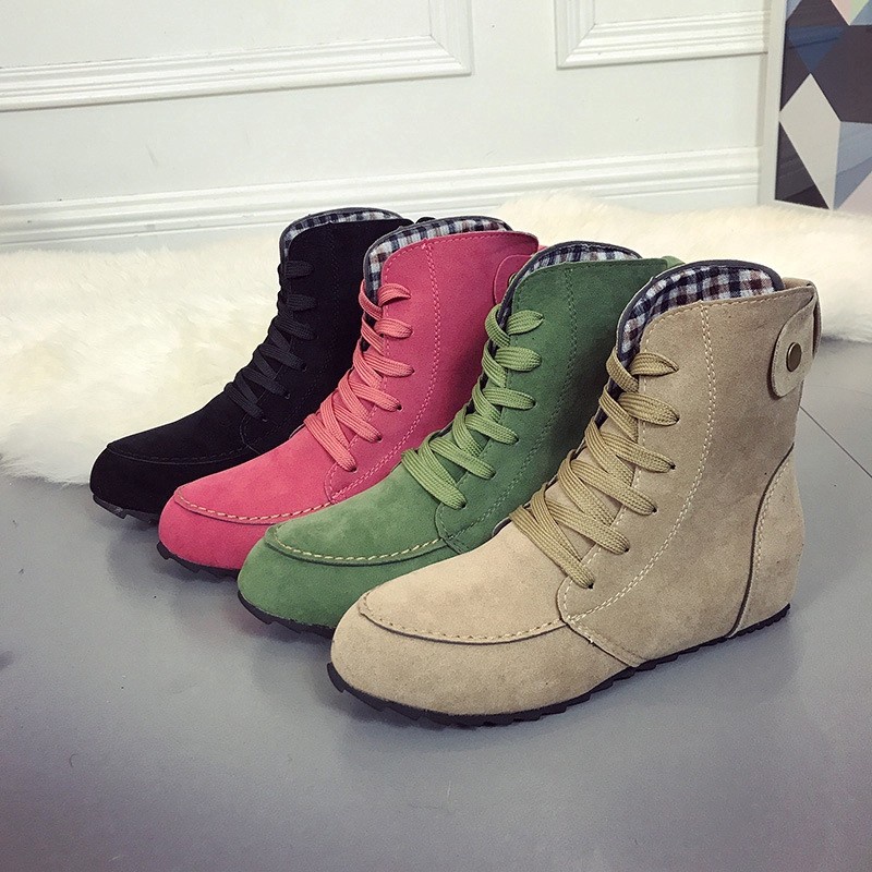 Sepatu Boots Martin Wanita Model Lace-Up Flat Casual Bahan Suede
