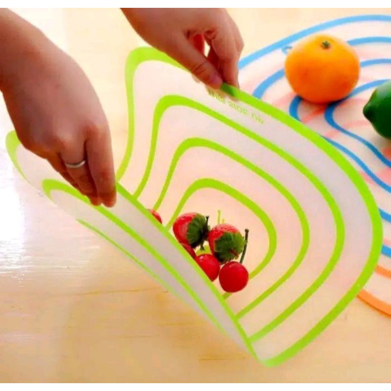 

Talenan fleksibel ini merupakan talenan terbaru, sangat terkenal di korea dan jepang.