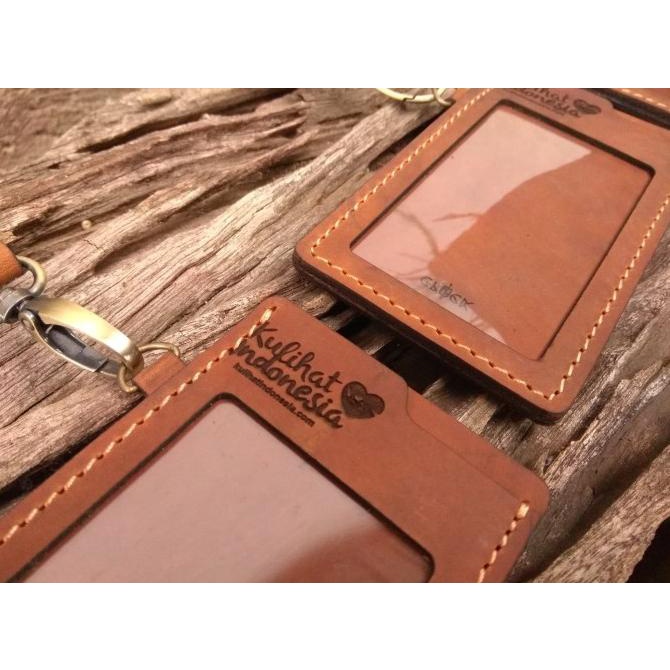 

[[COD]] ID CARD HOLDER KULIT CUSTOM NAMA & INSTANSI/PERUSAHAAN + CLIP SAKU SPECIAL Kode 369