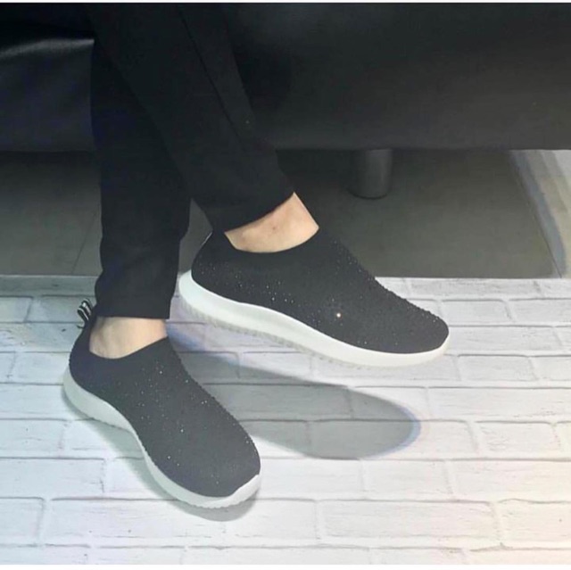 Sneaker 889 sepatu wanita import