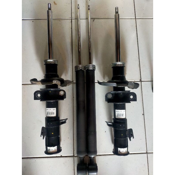 shockbreaker MAZDA 2 depan belakang FOMOCO