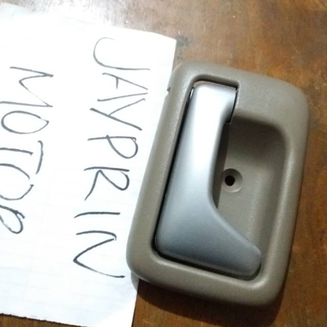 HANDLE PINTU DALAM SUZUKI APV