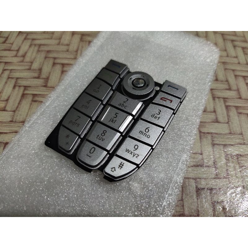 KEYPAD ORIGINAL NOKIA 9300/9300i (DEPAN)