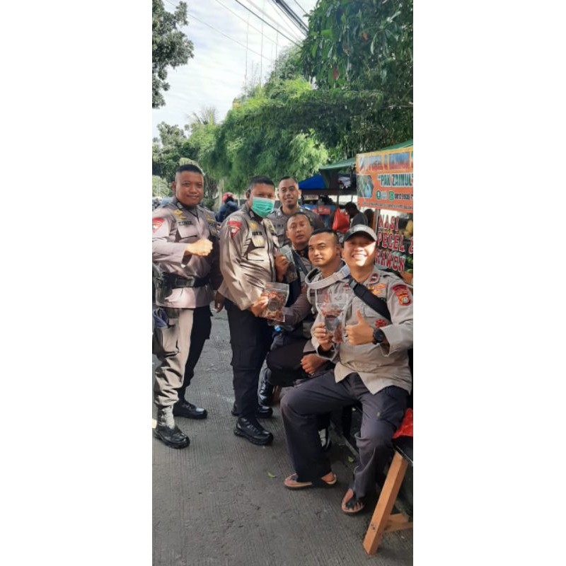 

belalang goreng Walangkekek Toha