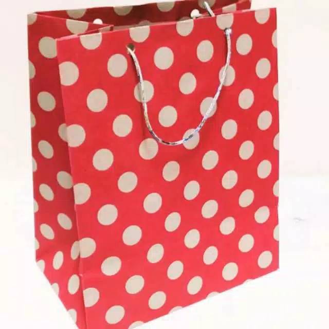 

Paper bag/tas kertas R5 polkadot (18x12x22)