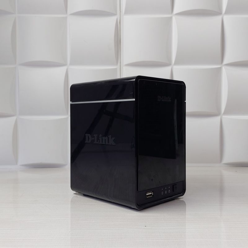 D LINK CLOUD NETWORK VIDIO RECORDER NVR DNR 322L SIAP PAKAI BERGARANSI