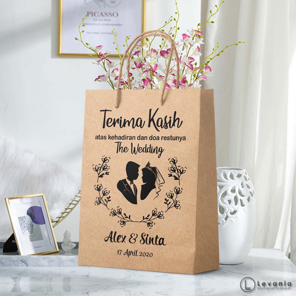 

Size 10,5x5,5x19cm - Paperbag - Tas Kertas