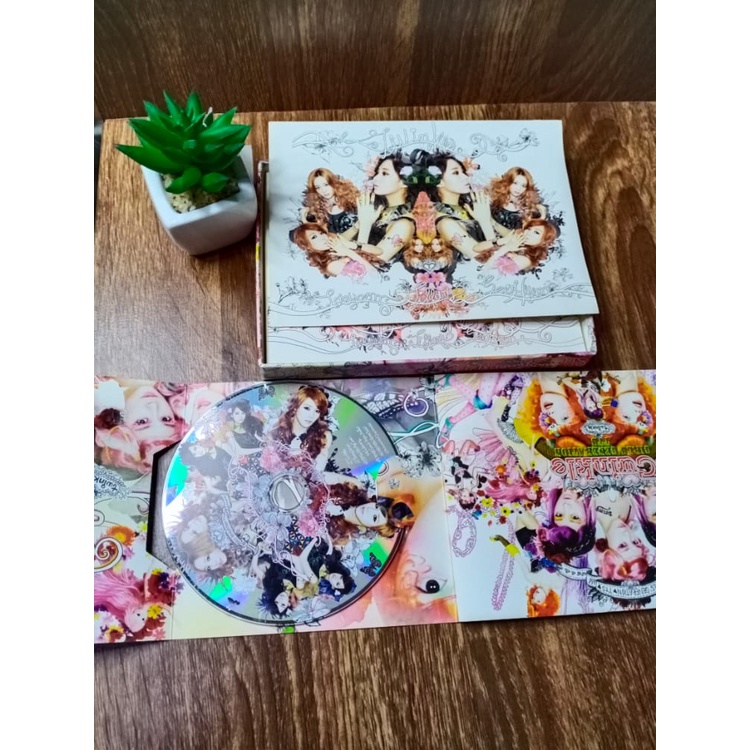 SNSD TWINKLE ALBUM+PHOTOCARD