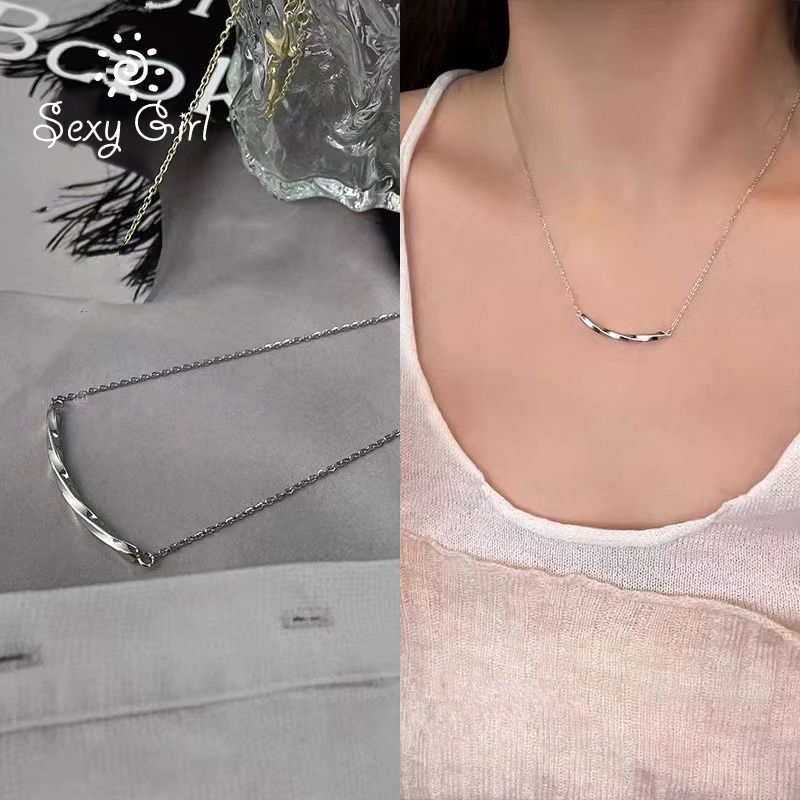 Kalung Rantai Klavikula Desain Smile Gaya Korea Untuk Wanita