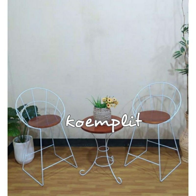 Set Kursi Taman Harga menyesuaikan sesuai ongkir Set Kursi Taman Harga menyesuaikan sesuai ongkir