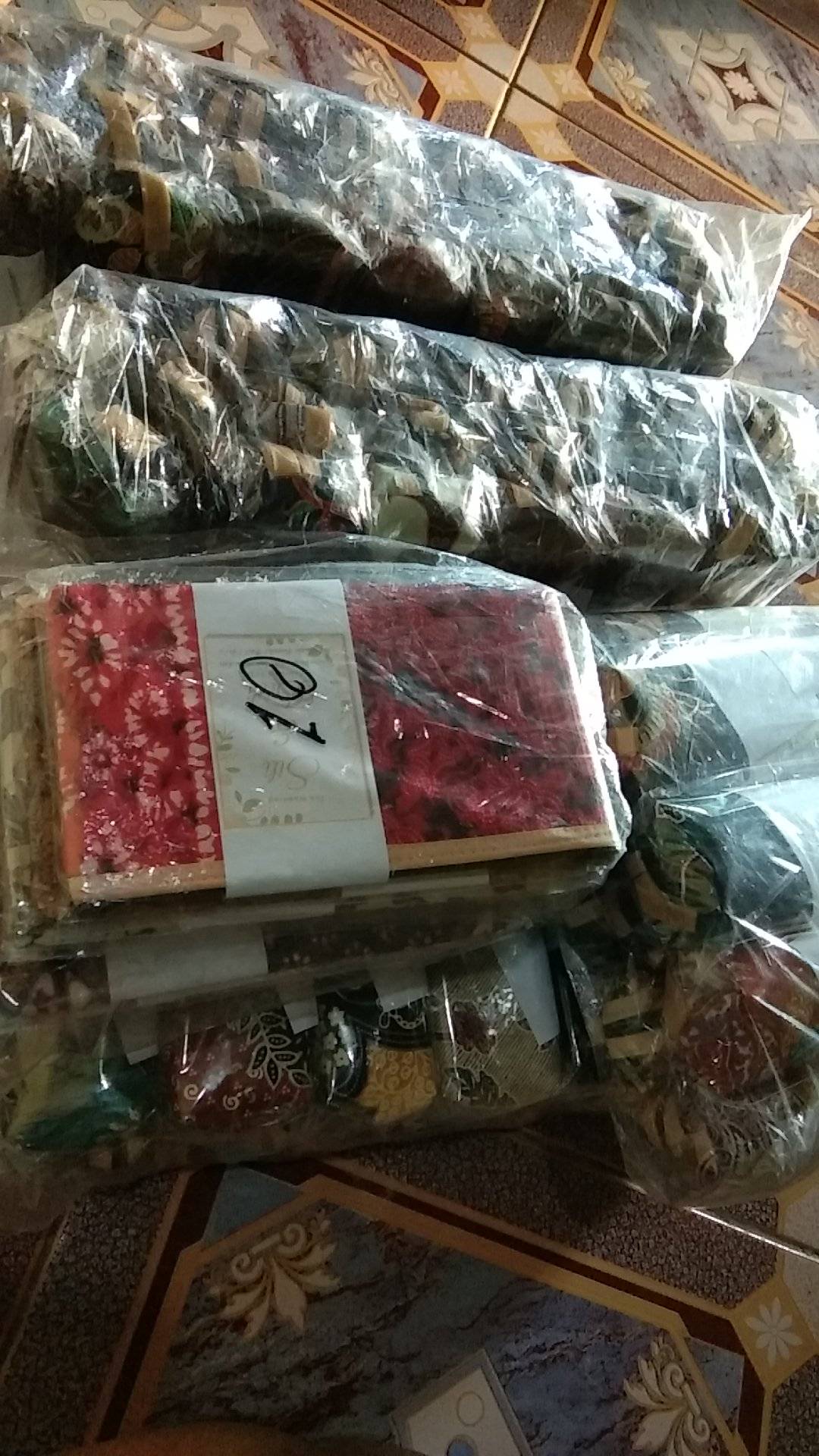 Souvenir Pernikahan Dompet Pouch Batik Murah Oleh Oleh Khas Solo Jogja