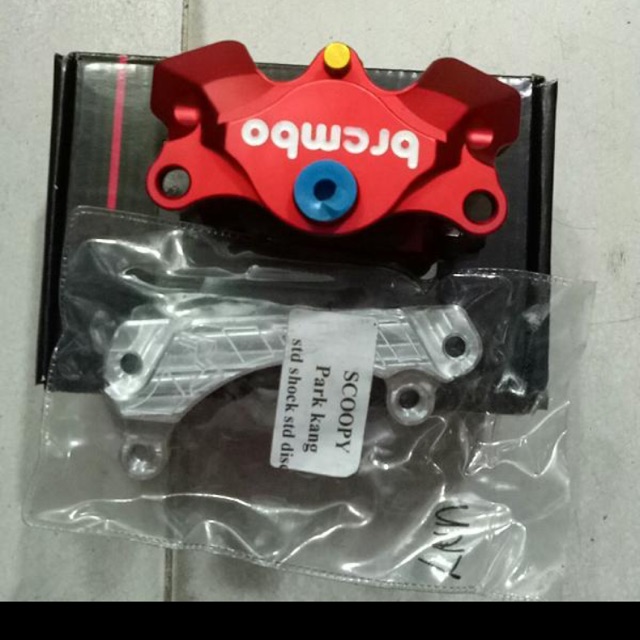 Kaliper brembo+ breket untuk beat mio