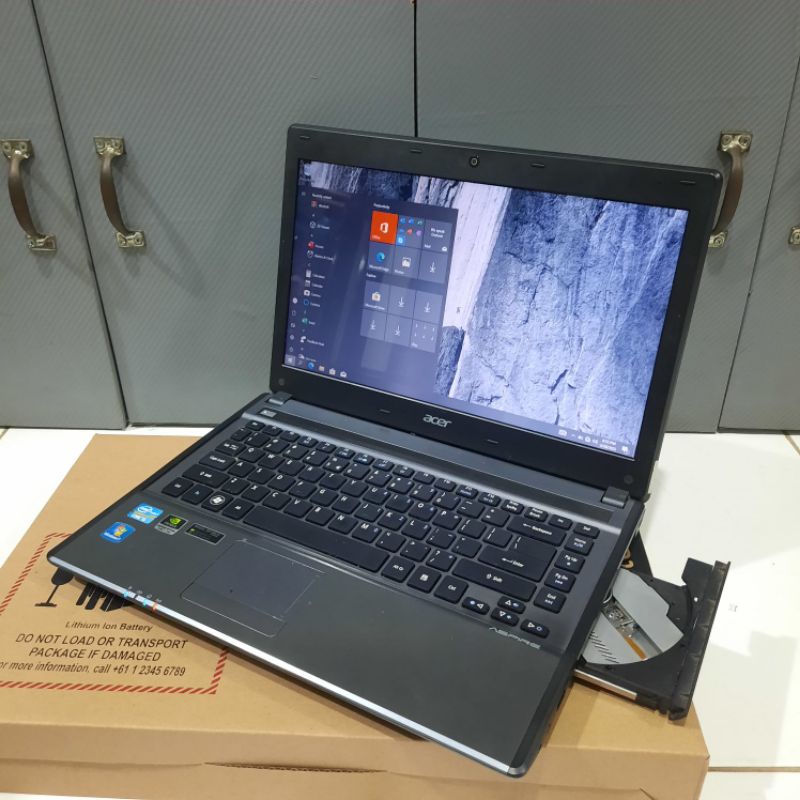 Laptop Acer Aspire 4755 Cor i5 Ram 6GB HDD 640GB HDD Vga Nvdia Geforce GT 540M 2GB windows 10