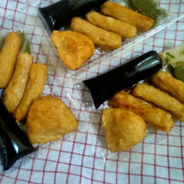 

Pempek Keju