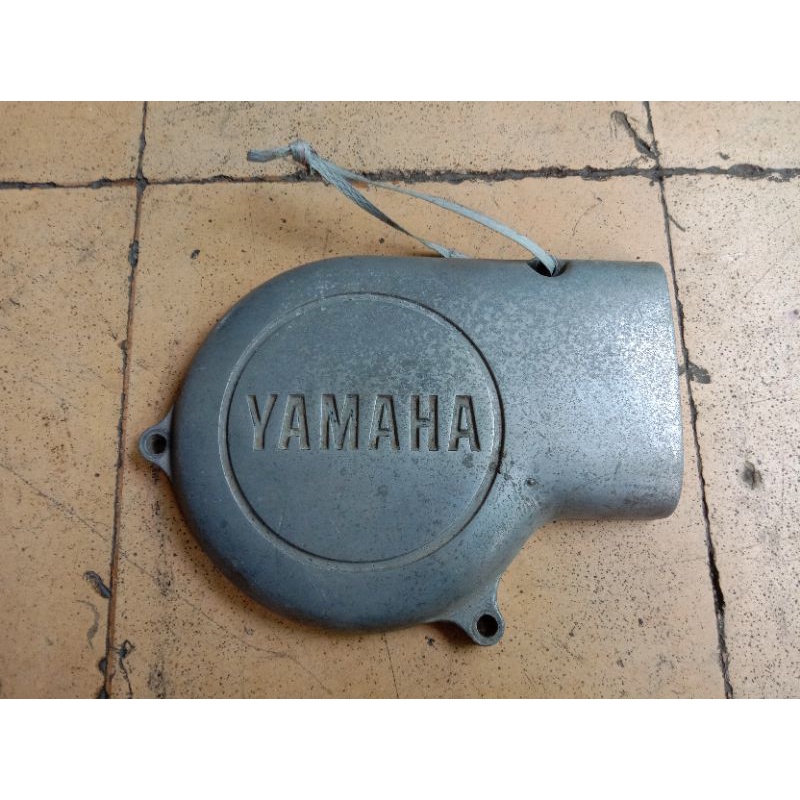 Cover Tutup Magnet Kalter Kiri Yamaha RS100 RS125 Original