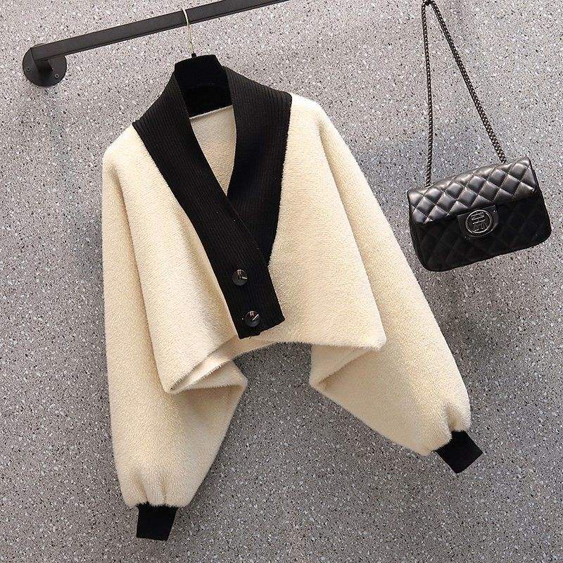 Large women's winter suit women's 2021 new short knitted cardigan with slim waist dress two-piece su