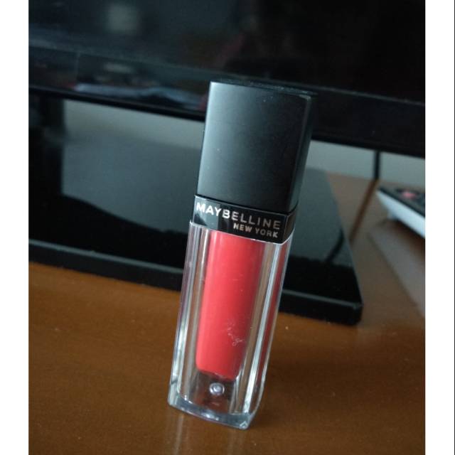 Maybelline Vivid Matte Lipstick
