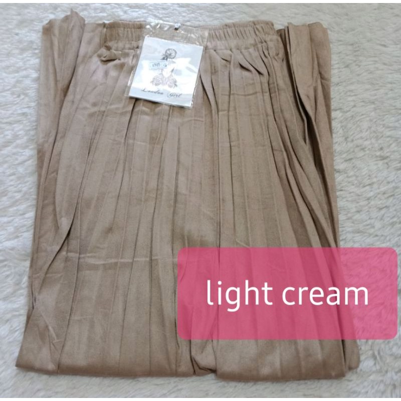 Rok prisket suede LONDON GIRL import panjang 80cm & 95cm | rok prisket suede hitam coksu navy brown-Lightcream