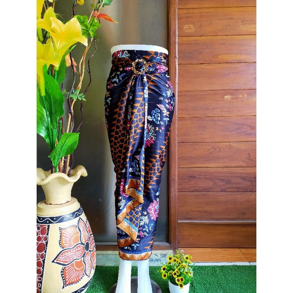 WM>ROK LILIT GESPER/ROK SERUT / ROK COUPLE /ROK KONDANGAN-Kembang sepatu navy