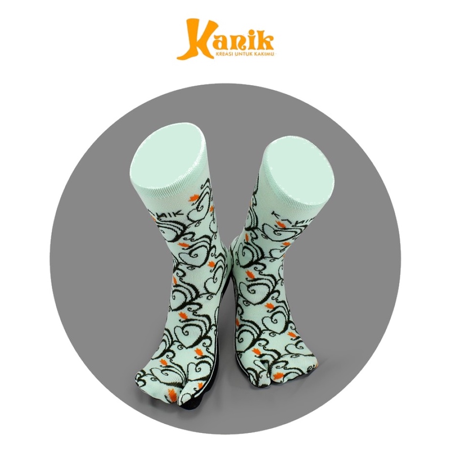 Kaos Kaki Jempol Telapak Hitam Motif Infinity Alena by Kanik