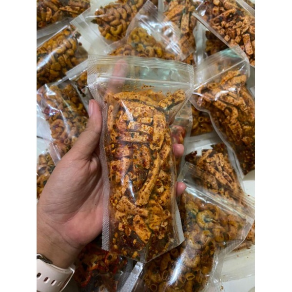 

Basreng Pedas Daun Jeruk