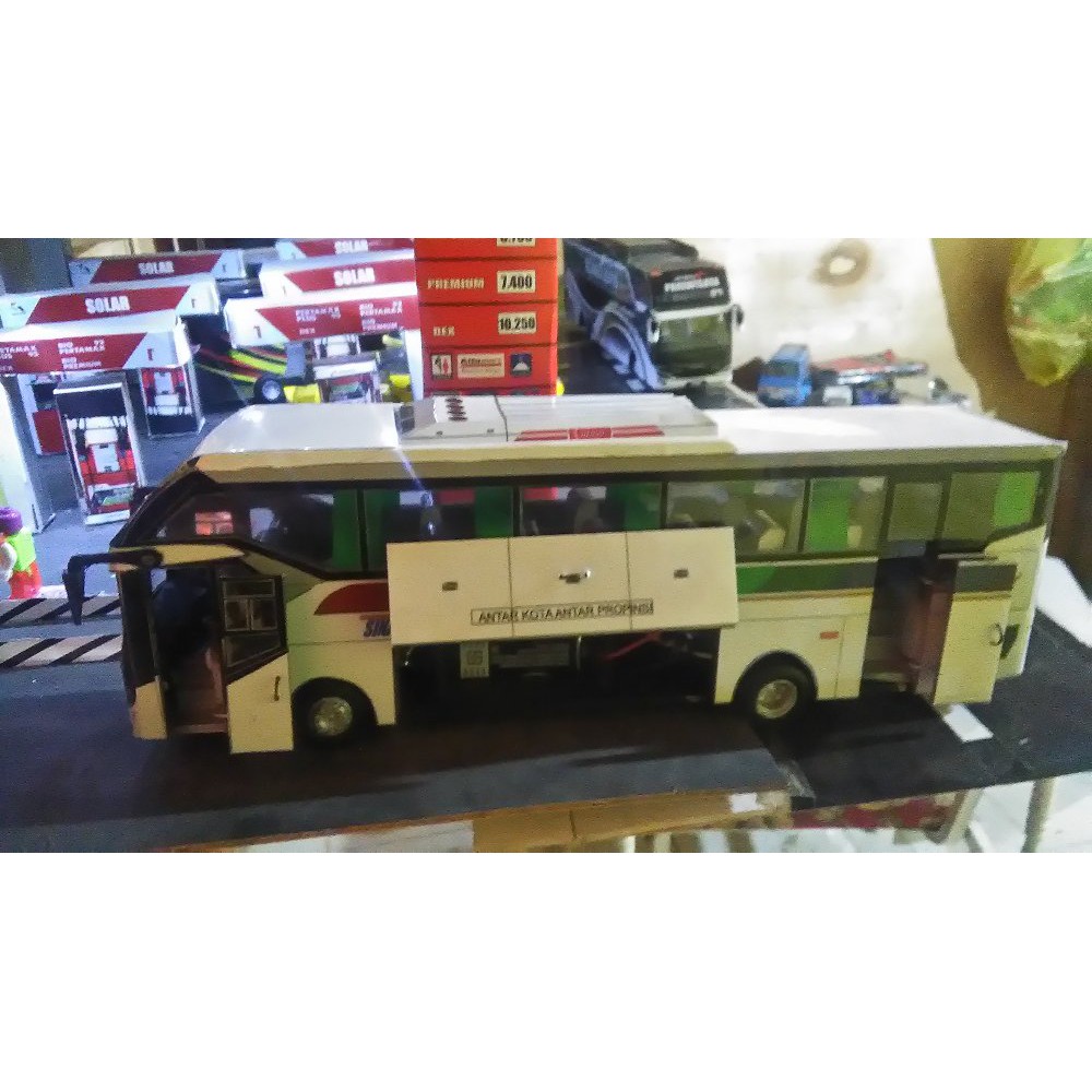 Miniatur Bus Sinar Jaya Sr2 Xhd Prime