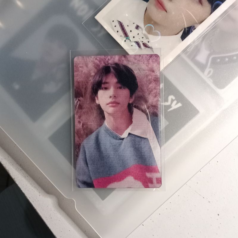 lenti levanter hyunjin (baca deskripsi)