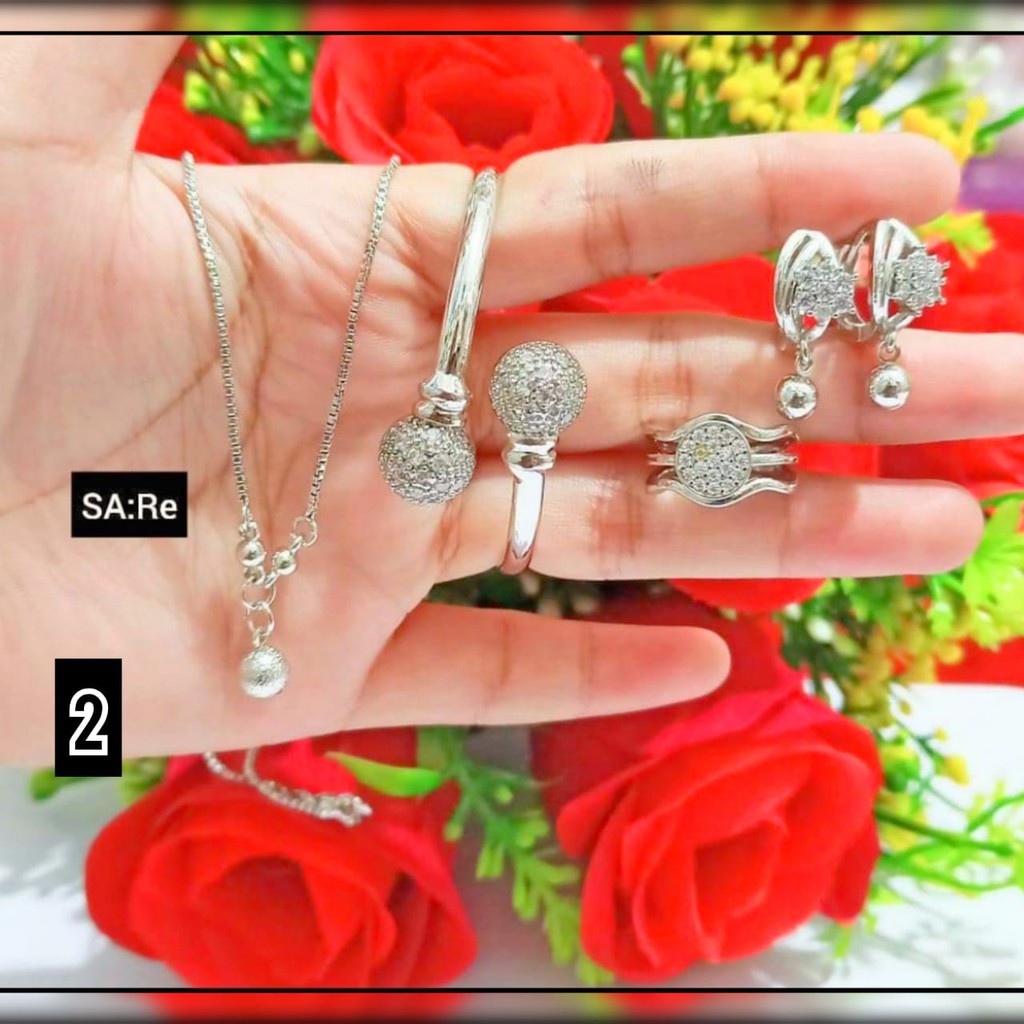 Set Anak permata mewah bulat pentol gold silver (COD)
