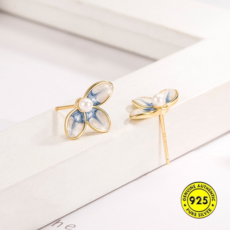 Anting Tusuk Motif Bunga Hias Mutiara Imitasi Warna Biru Muda Untuk Wanita / Musim Panas U928