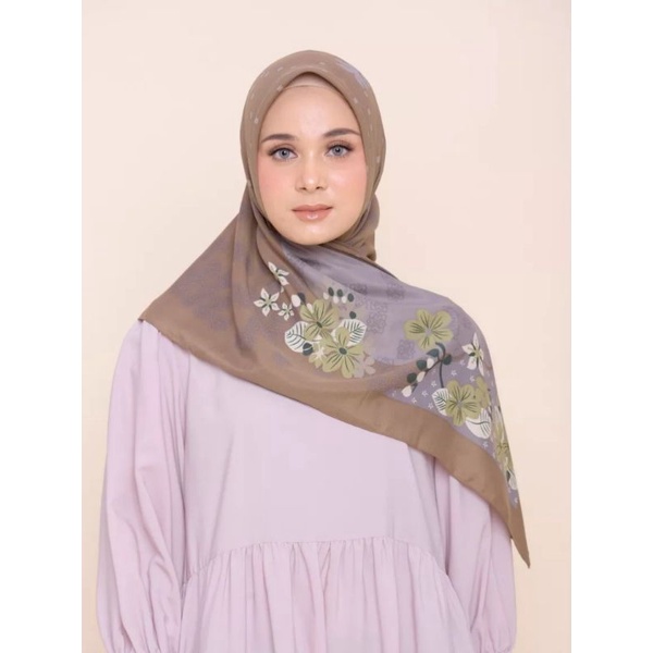 ZM Zaskia Mecca Bunga Simpur scarf