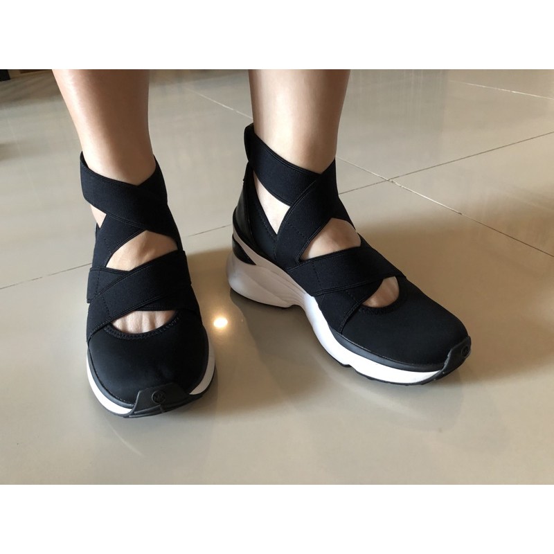 MK shoes chessa trainer scuba black preloved