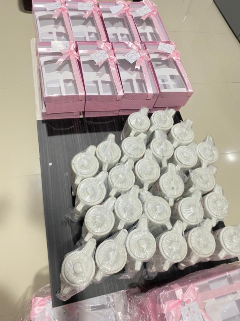 Minim 25pcs Souvenir One Month Hamper / Souvenir Teapot / Teko Susun 2 Cangkir (mika Hard Box)