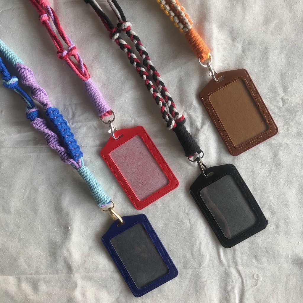 

Dekorasi macrame id card or name tag lanyard | tali id card atau tali name tag | makrame - Siena