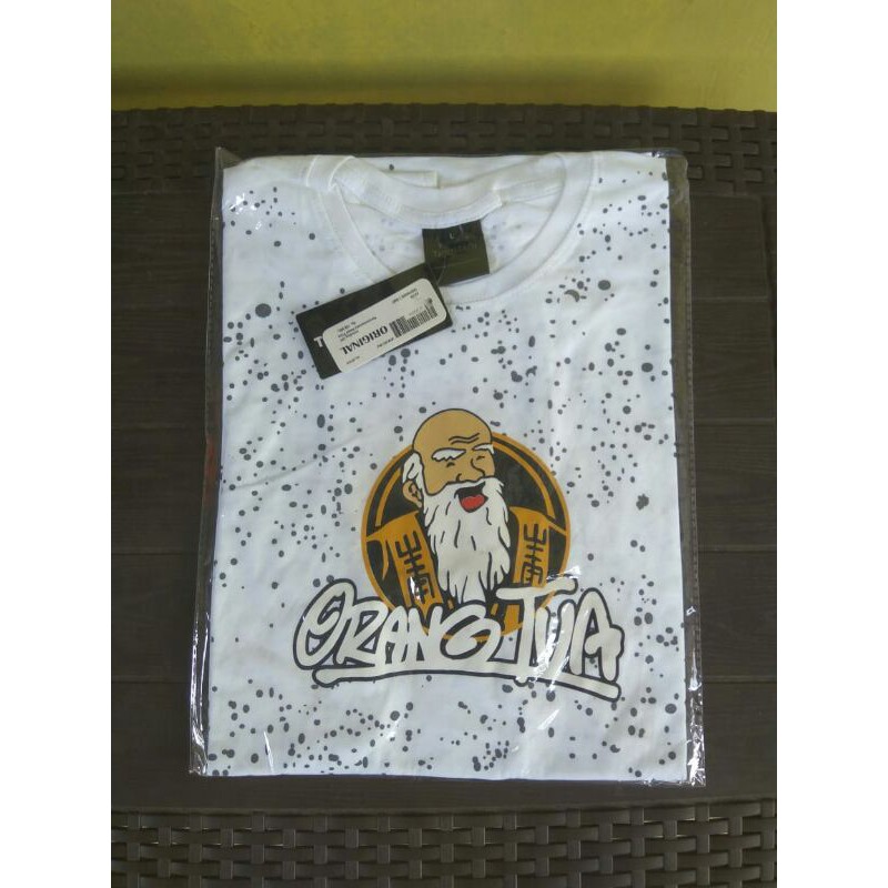 Kaos Distro Orang Tua