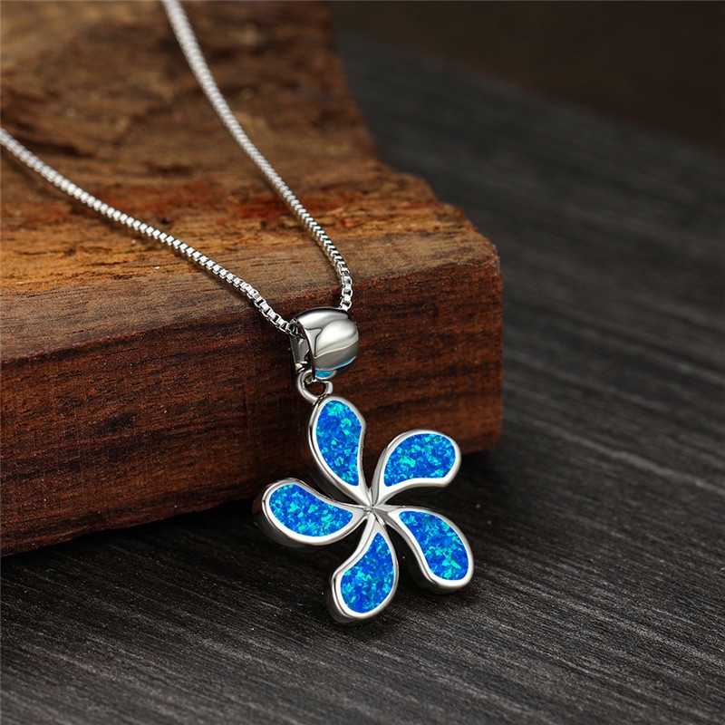 Kalung Rantai platinum Dengan Liontin Bunga opal Gaya pastoral oriental Untuk Wanita