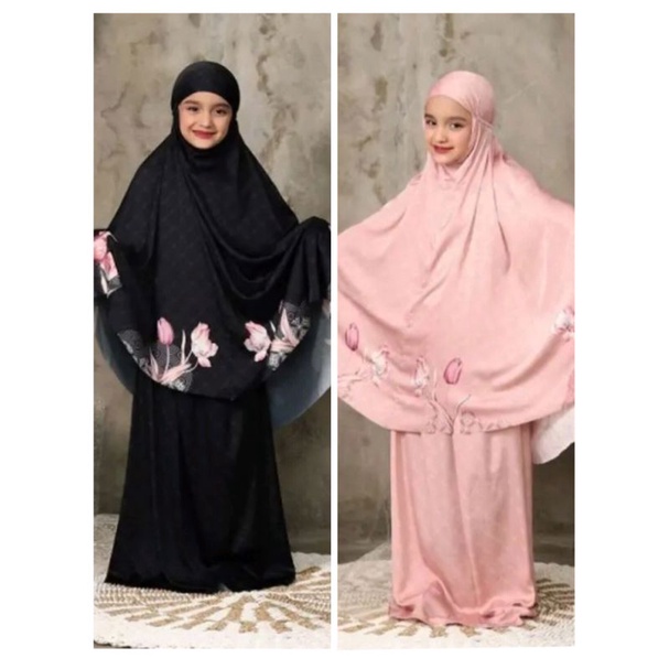 Mukena Devana Monogram Anak warna pink dan Hitam premium mukena viral mukena sultan bahan sutra halu