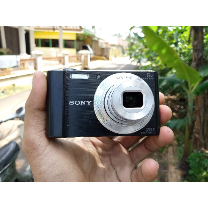 KAMERA POCKET SONY DSC W810 BEKAS MULUS-1