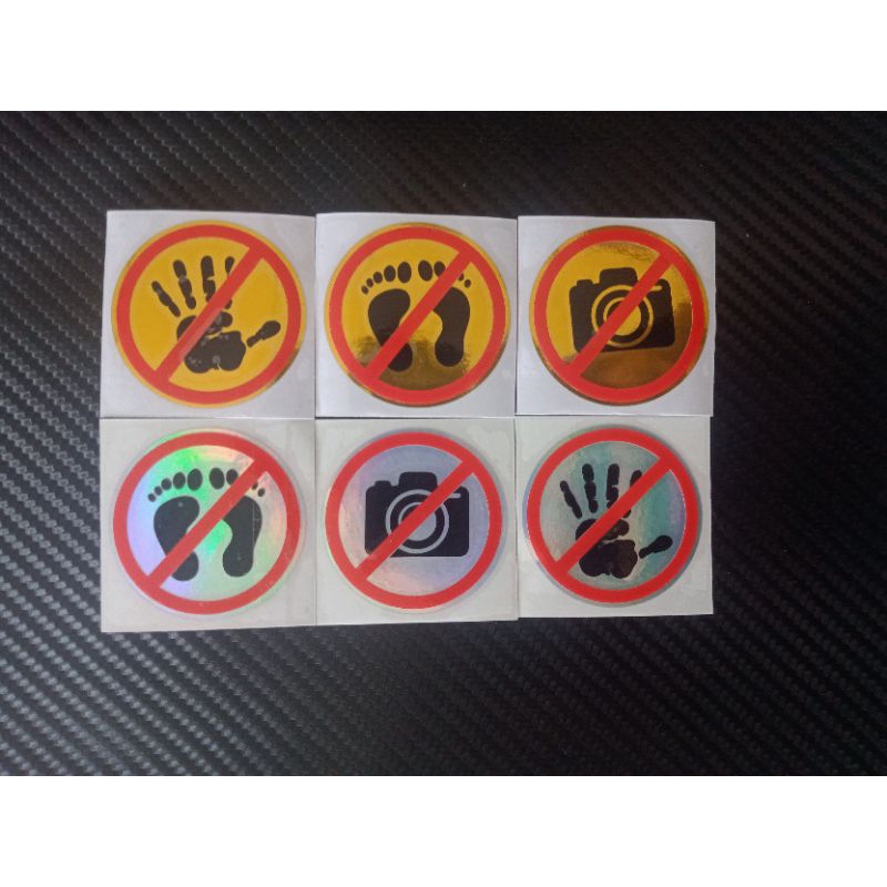 

Stiker Cutting Dilarang Menginjak, Dilarang Menyentuh, Dilarang Memfoto
